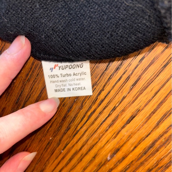 Pleasures beanie - Picture 3 of 3